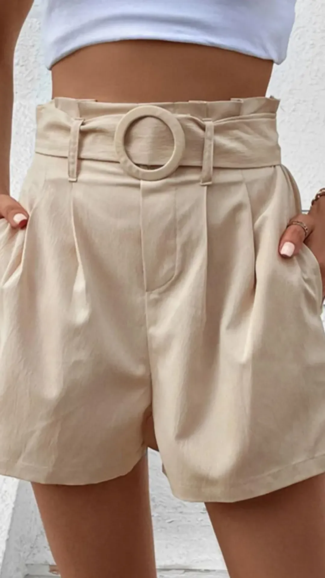 Shorts casuales elegantes de cintura alta con bolsillo y cinturón no elástico