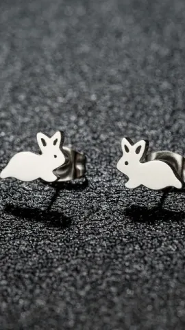Pendientes de conejo de acero inoxidable color plata